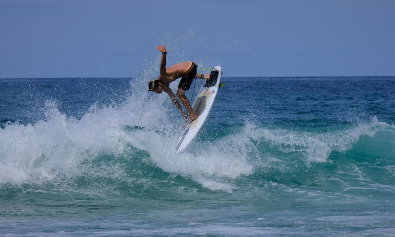 Llanes Surfcamp & Hostel Exterior foto